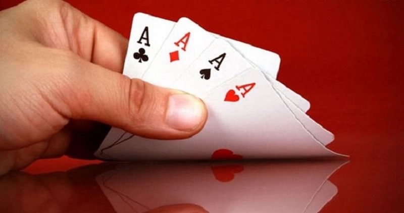 扎金花棋牌游戏:挑战你的智慧和运气! 1 扎金花棋牌游戏简介